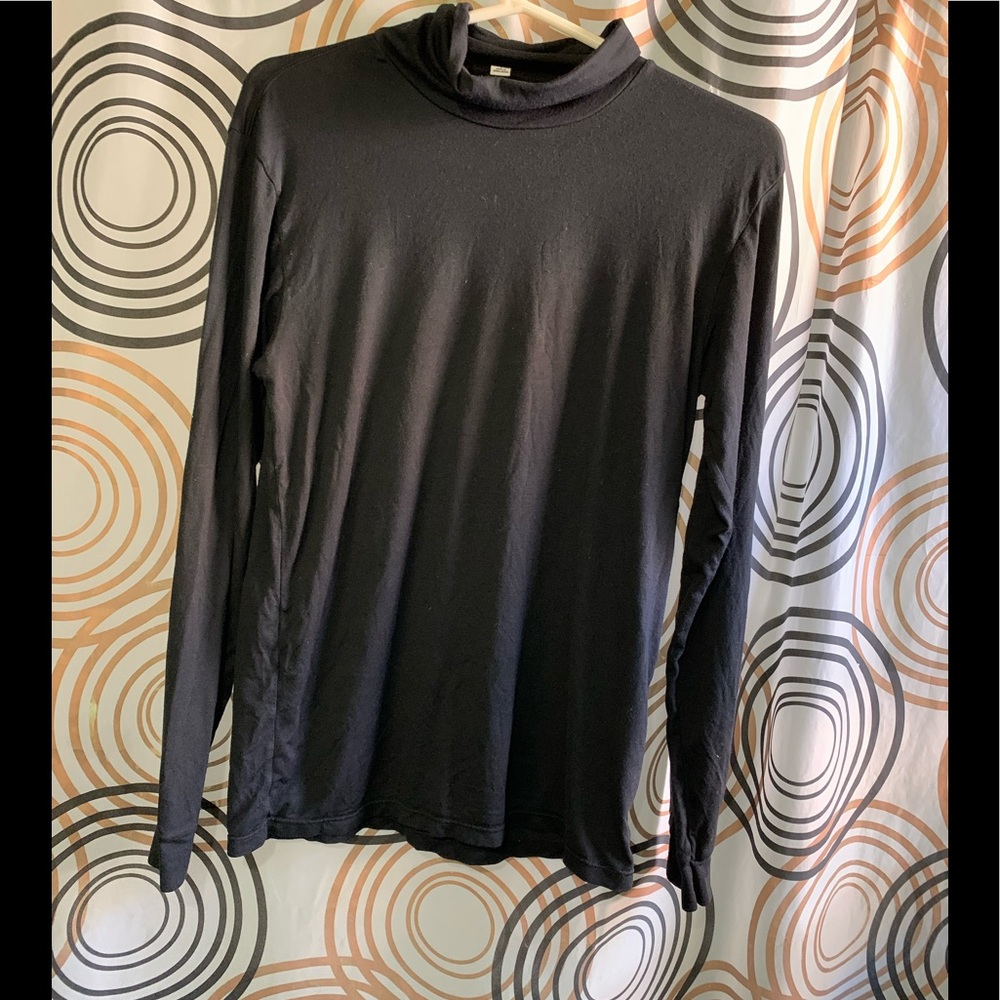 🔥5/$25- Uniqlo Top Sz S